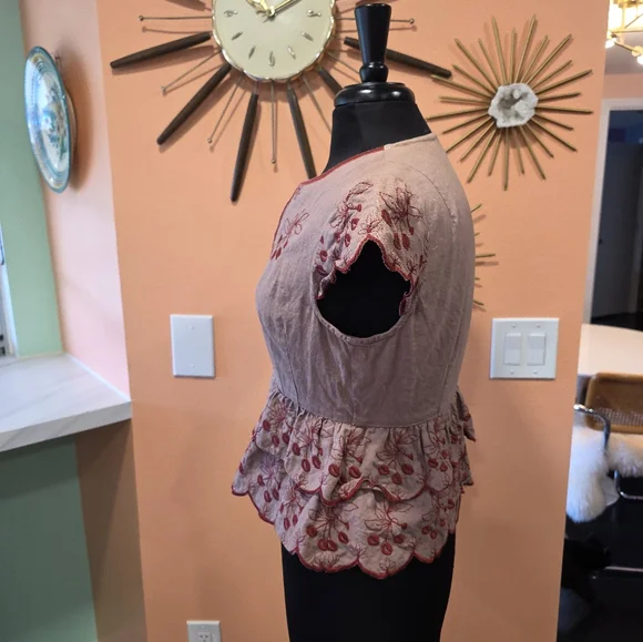 Vintage Y2K Nanette Lepore 10 Girlie Embroidered Floral Ruffle Top Babydoll - Picture 4 of 14